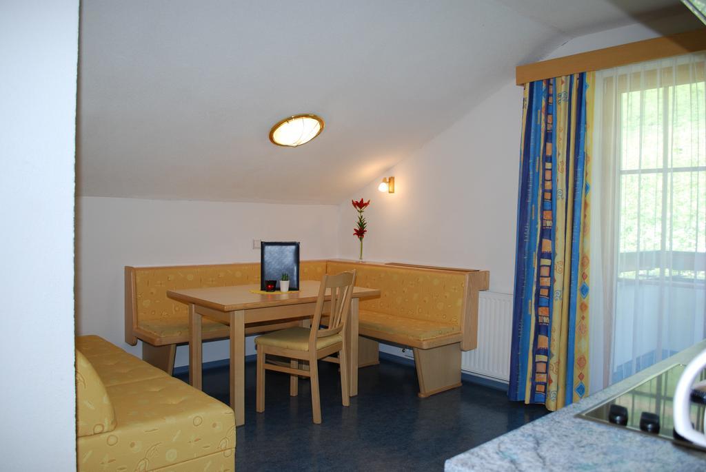 Chasa Monthani Ischgl Room photo
