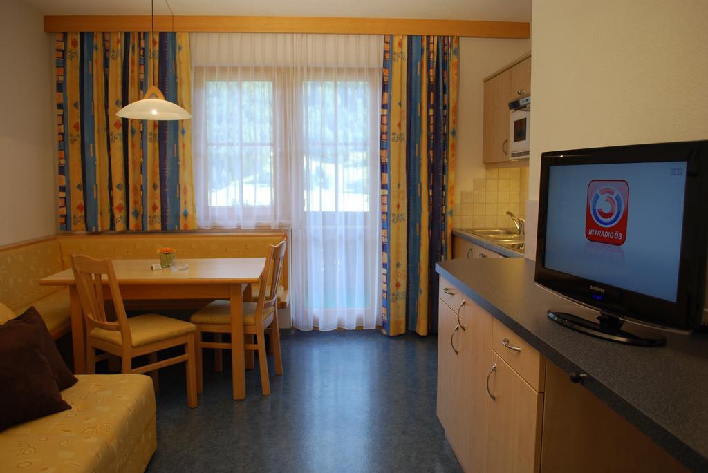 Chasa Monthani Ischgl Room photo