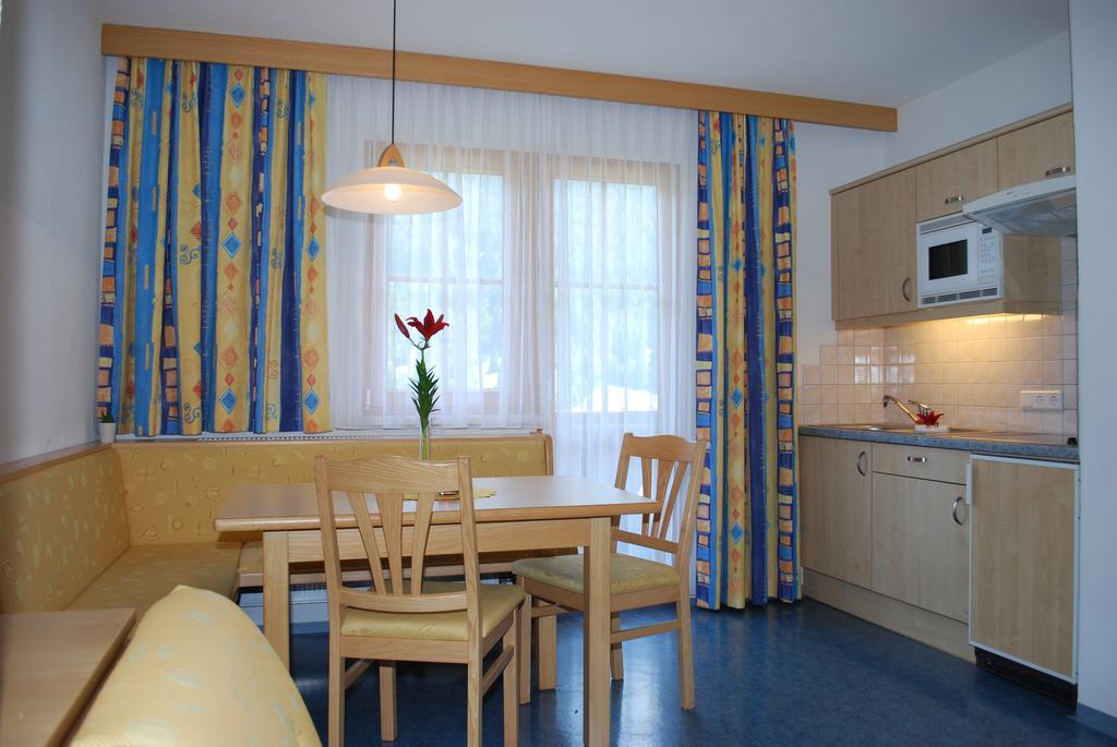 Chasa Monthani Ischgl Room photo