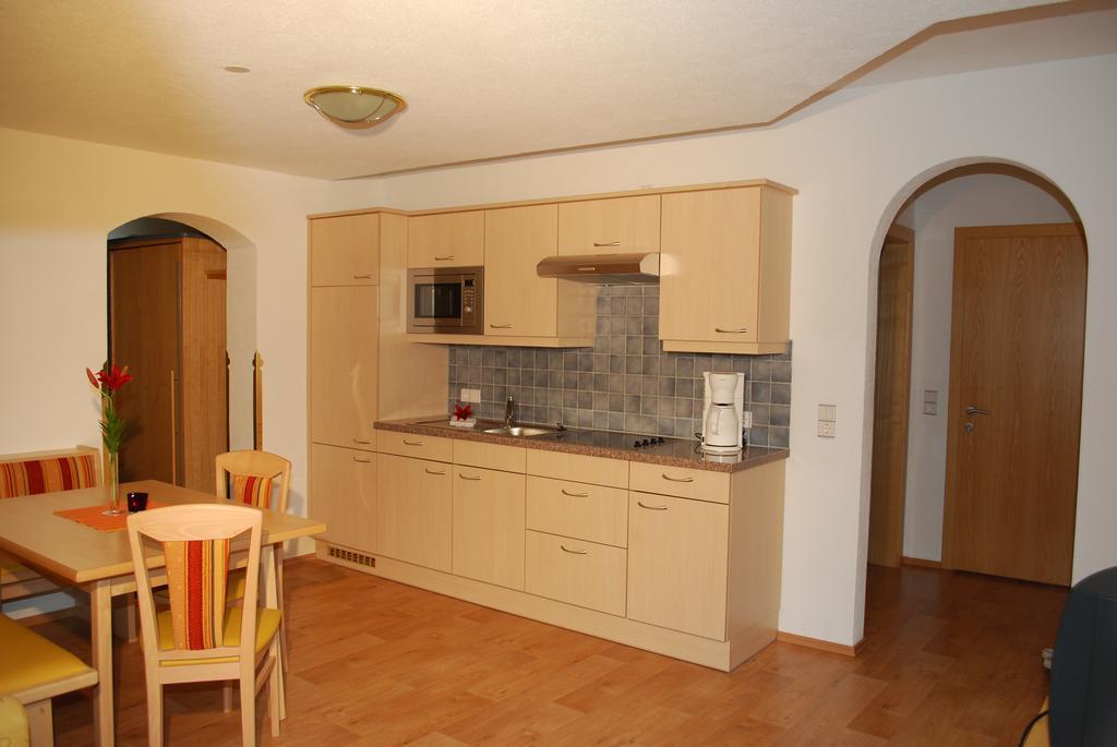 Chasa Monthani Ischgl Room photo